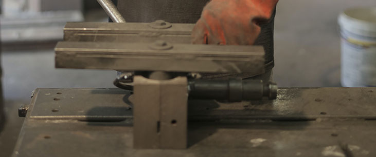 Machining vise