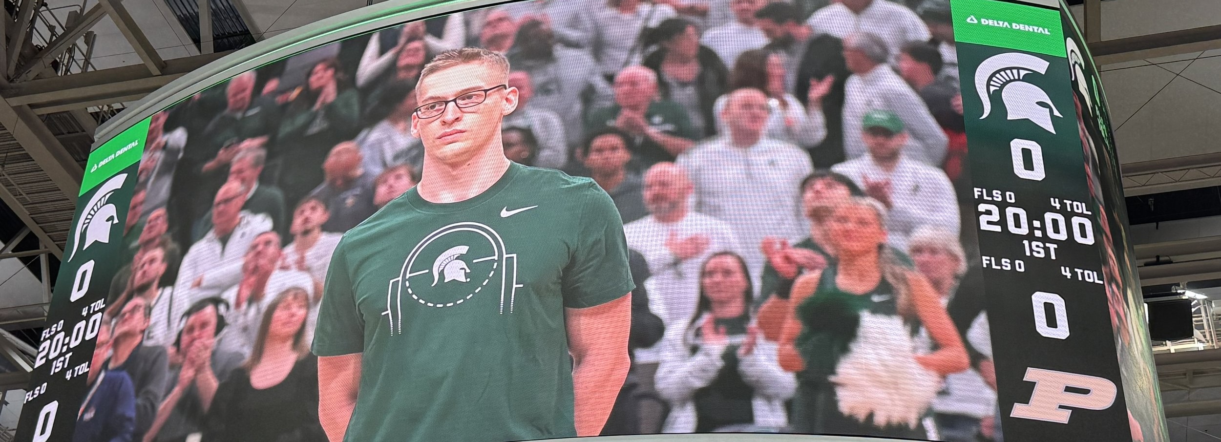 Alexander Schmitz on the Breslin board