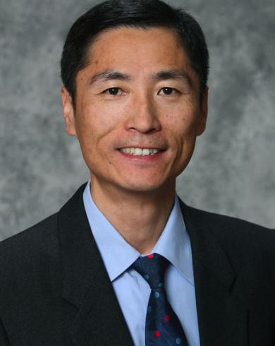 Professional Headshot of Qi Hua Fan